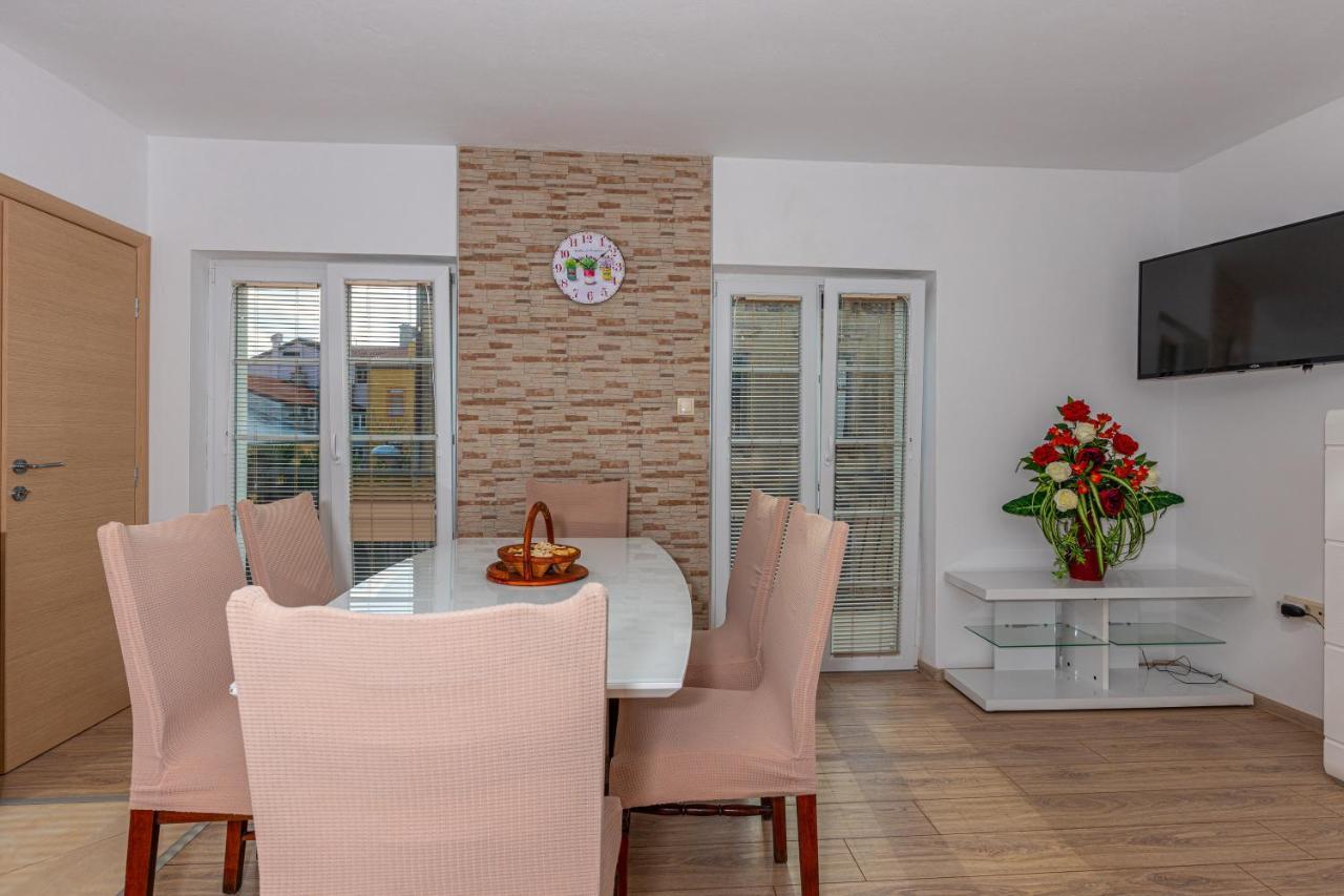 Apartman Sare Crikvenica Esterno foto