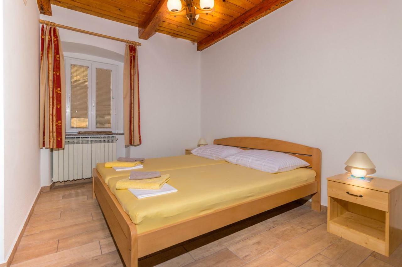 Apartman Sare Crikvenica Esterno foto