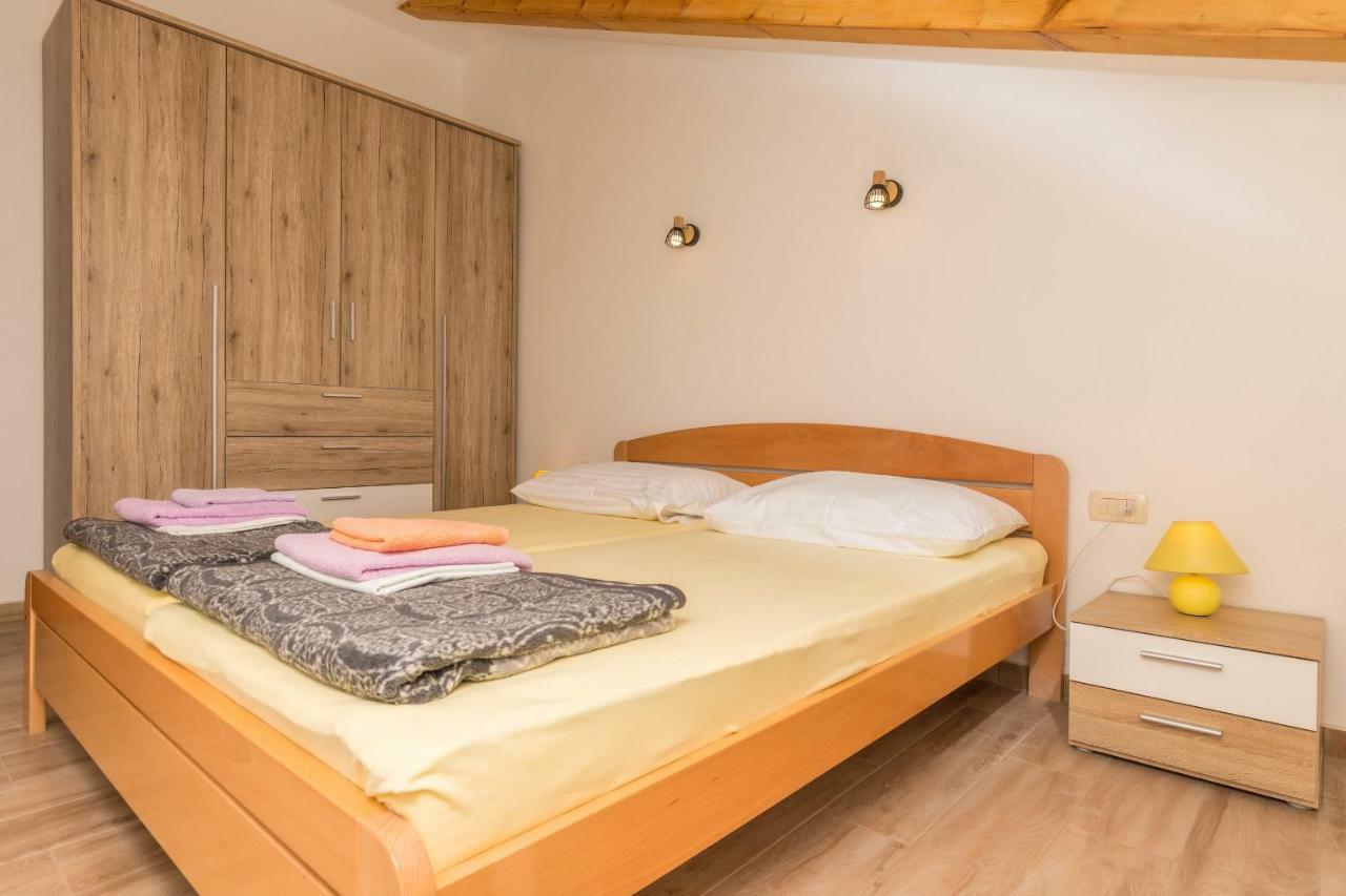 Apartman Sare Crikvenica Esterno foto
